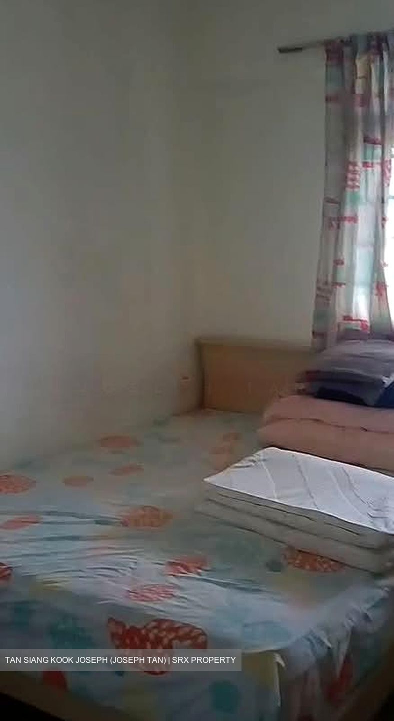 Blk 156 Yio Chu Kang Grove (Ang Mo Kio), HDB 3 Rooms #582491651